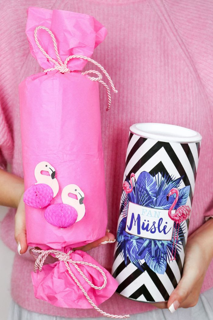 Flamingo Geschenke
 DIY Flamingo Geschenkverpackung basteln 3 kreative