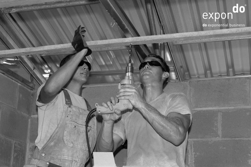 Fliesen Bohren
 Fliesen richtig bohren