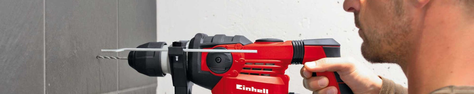 Fliesen Bohren
 Löcher in Fliesen bohren