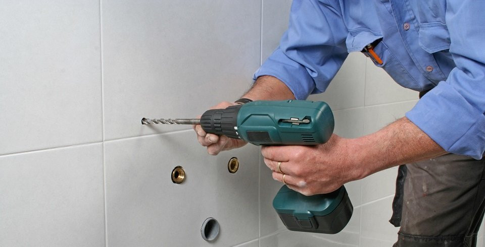 Fliesen Bohren
 Fliesen richtig durchbohren So geht‘s