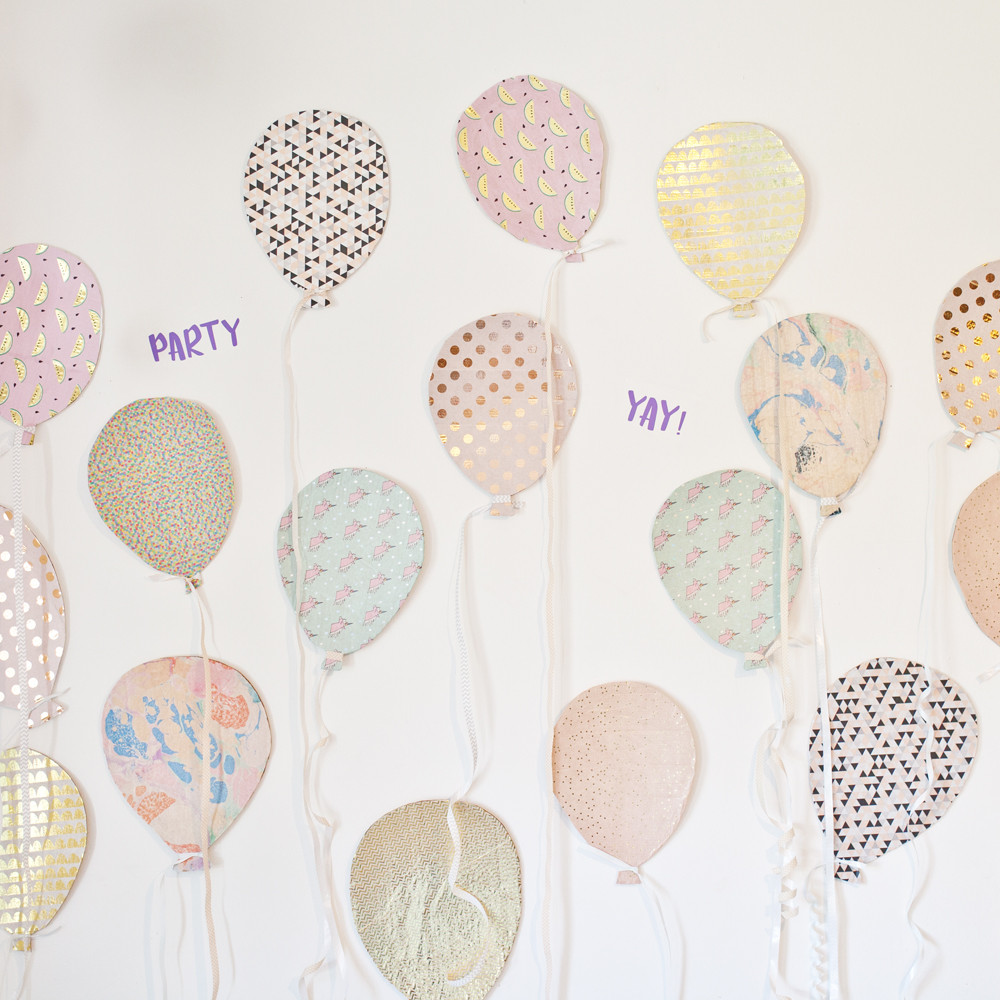 Fotohintergrund Diy
 DIY Fotohintergrund mit bunten Papp Luftballons muckout