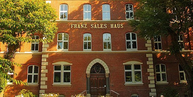 Franz Sales Haus
 PROZESS Der alte Mann und Wut taz