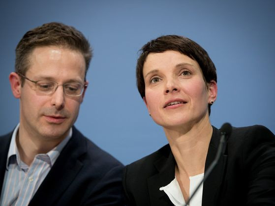 Frauke Petry Hochzeit
 Frauke Petry ist schwanger AfD Chefin heiratet heimlich