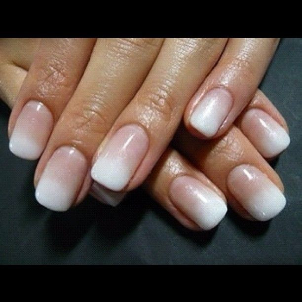 French Maniküre Für Kurze Nägel
 Ombre French manicure a french mani I actually like