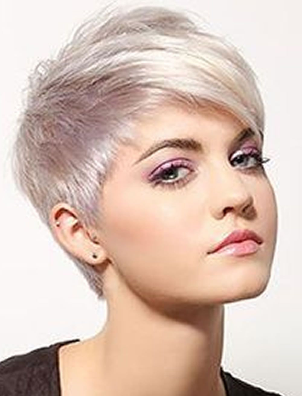 Frisuren Farbe 2019
 Süß Damen Frisuren 2019 Farbe Mit Zusatz