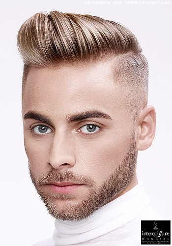 Frisuren Herren Undercut
 Frisuren 2017 männer undercut