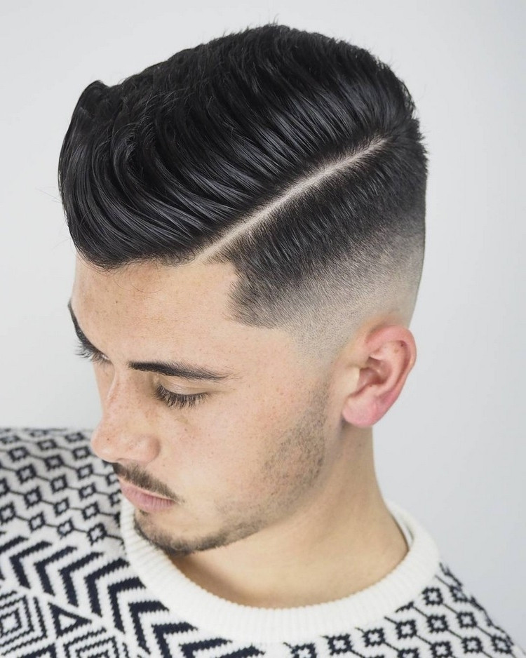 Frisuren Herren Undercut
 Frisur Rundes Gesicht Frisuren in 2019 Haircuts for medium