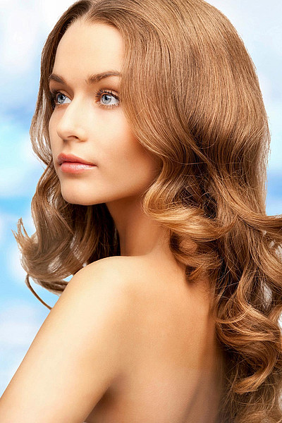 Frisuren Mit Locken
 Romantische Frisur mit Naturlocken