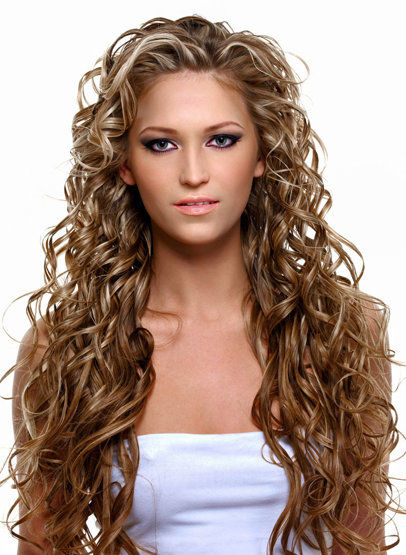 Frisuren Mittellang Braun Mit Strähnen
 Extrem lange braune Haare mit Strähnen Braune Locken
