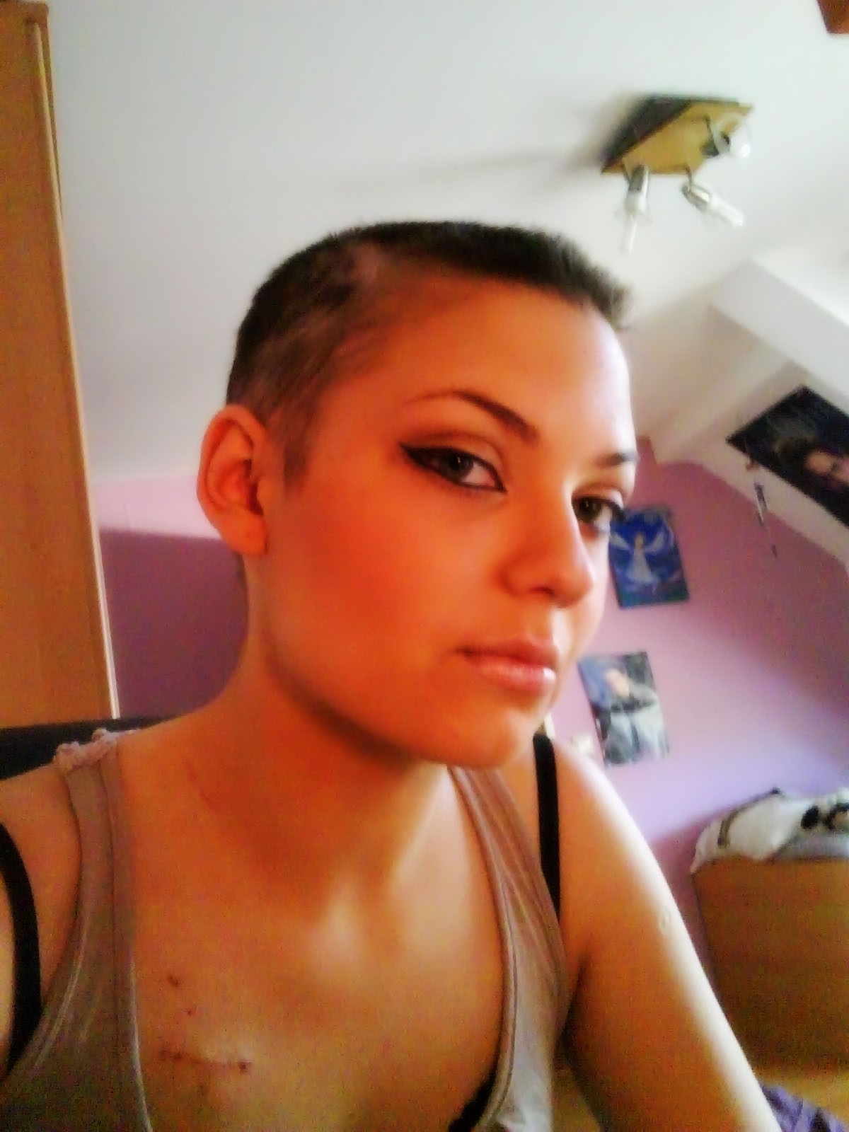 Frisuren Nach Chemo
 1 frisur nach chemo – Moderne männliche und weibliche