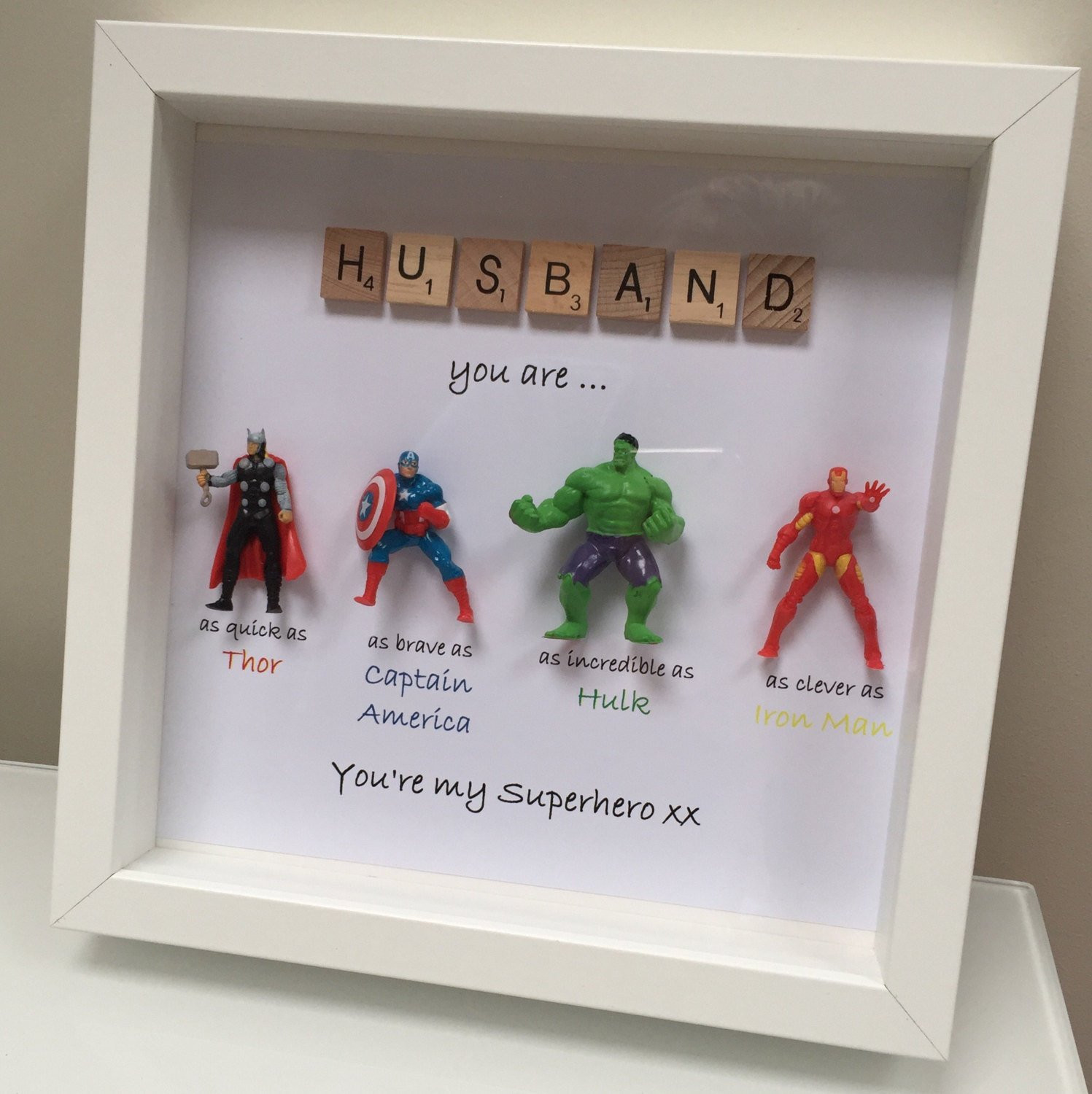 Geburtstagsgeschenk Ehemann
 Avengers Superhero figures frame t Ideal for dad brother