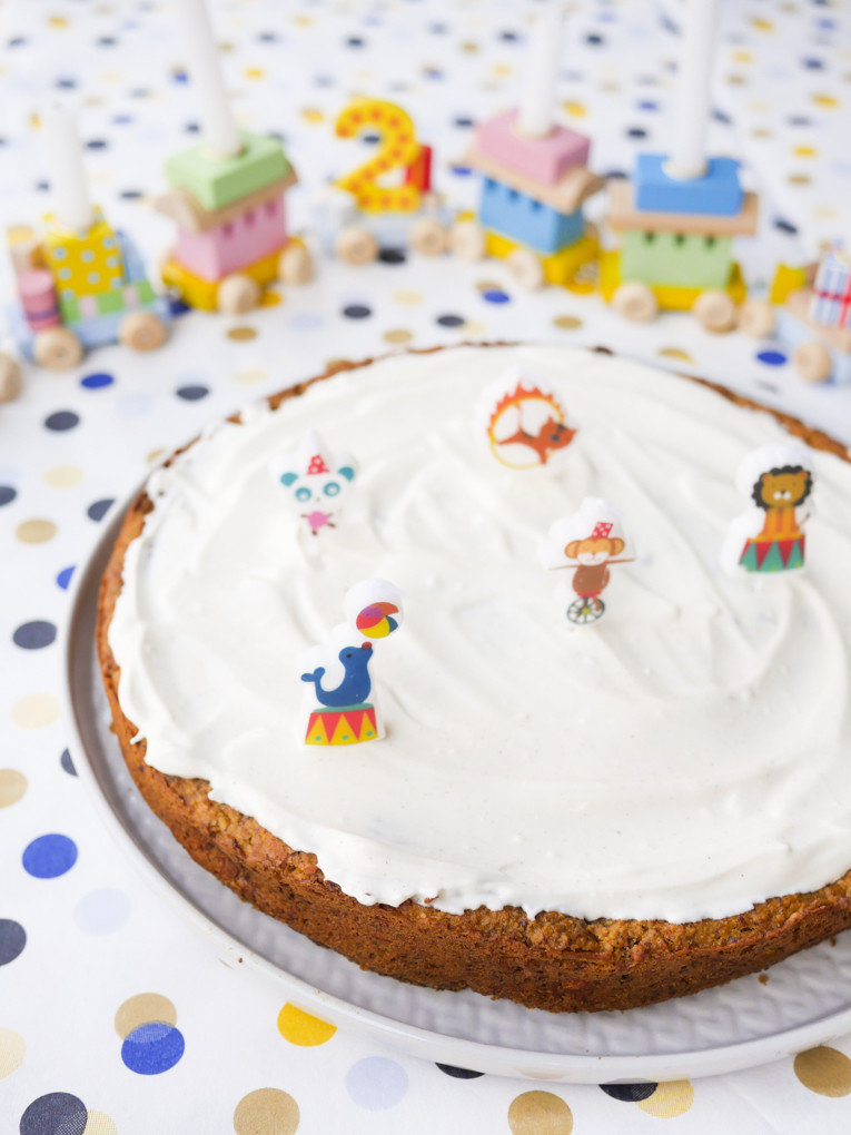 Geburtstagskuchen Für Kinder
 Gesunder Geburtstagskuchen für Kinder Möhrenkuchen ohne