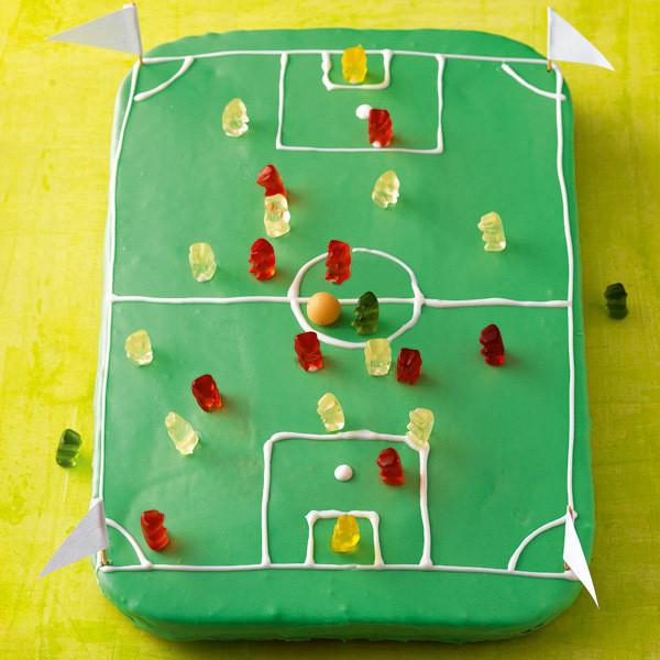 Geburtstagskuchen Fußball
 Kickerkuchen Rezept