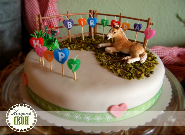 Geburtstagstorte Pferd
 HerzensfROH Kindergeburtstag