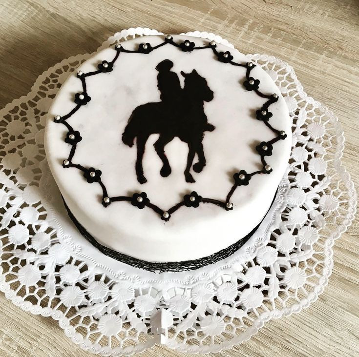 Geburtstagstorte Pferd
 97 besten Pferde Torten Bilder auf Pinterest