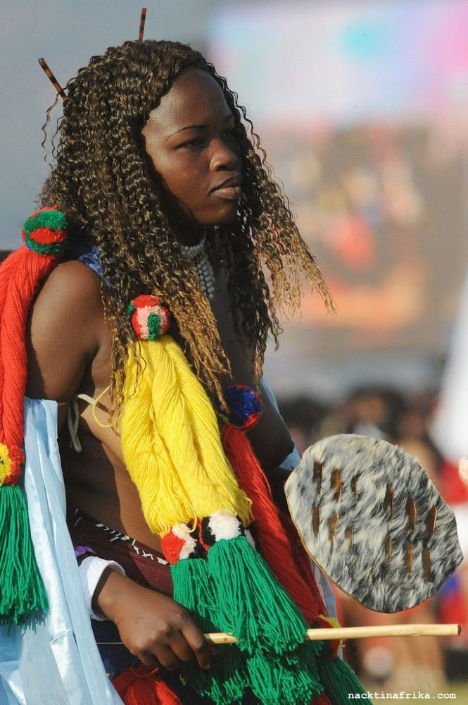 Geburtstagswünsche Nackte Frauen
 schwarz afrikanische nackte Frauen Das Bilder Foto und