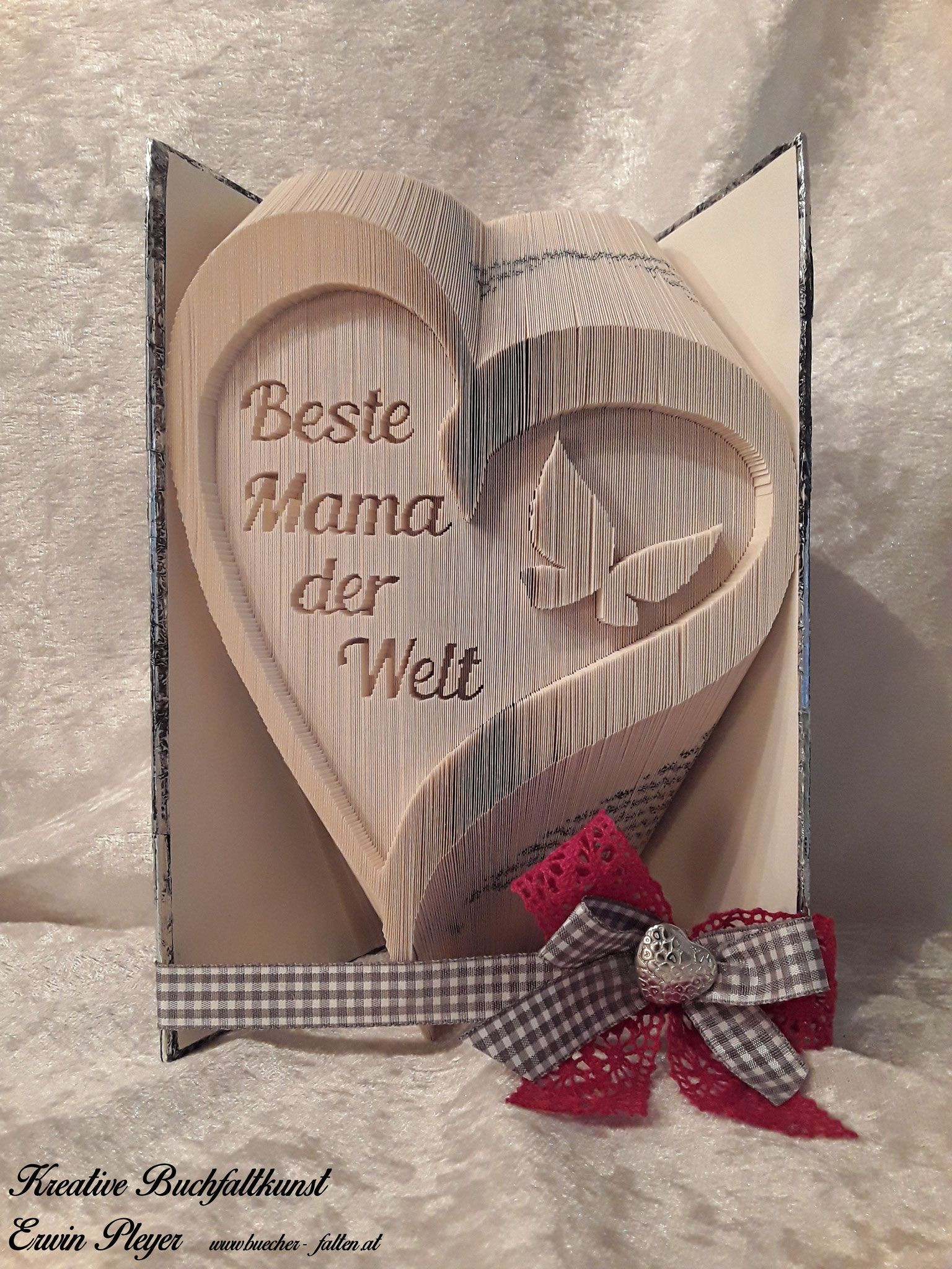 Geschenke Für Schwiegermutter
 Eine Bildergalerie von gefalteten Hochzeitsbüchern