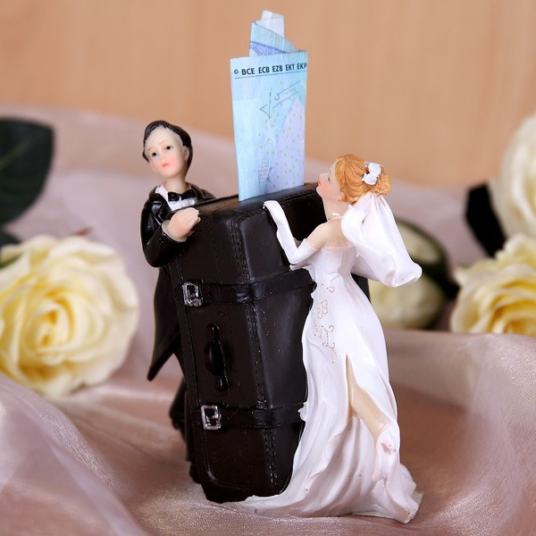 Geschenke-Online 4You Gmbh
 Spardose Brautpaar mit Koffer
