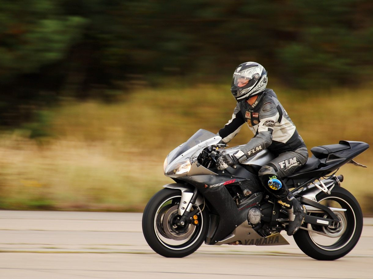 Geschenke Rund Ums Motorrad
 Motorrad Touren rund um Wien Die schönsten Strecken für