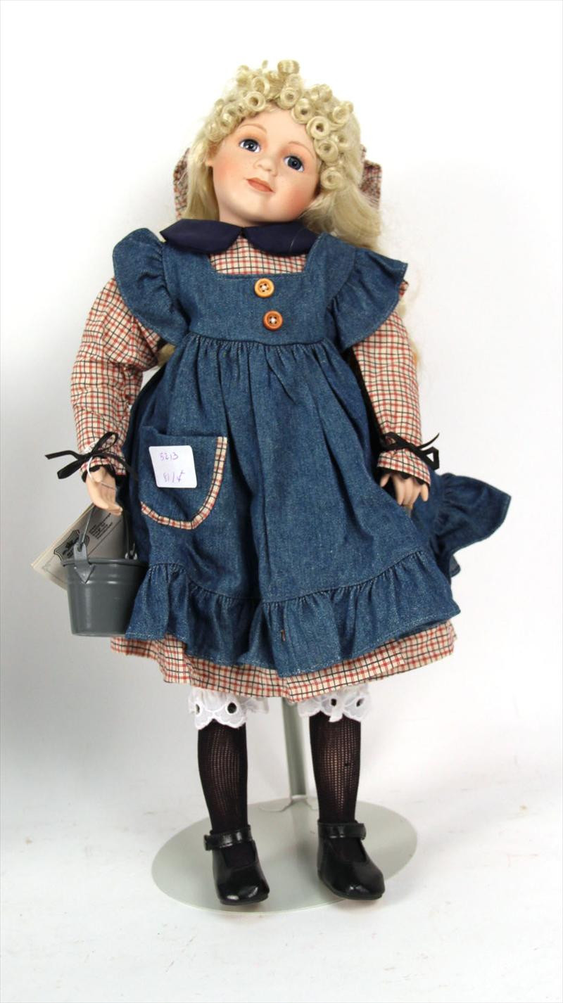 Gilde Handwerk
 iGavel Auctions Gilde Handwerk "Puppenstube" Doll German