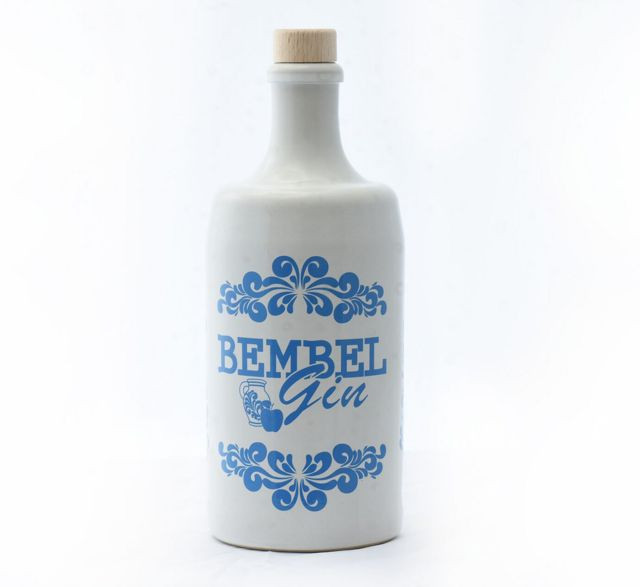 Gin Geschenke
 Bembel Gin in Designflasche Frankfurt Geschenke