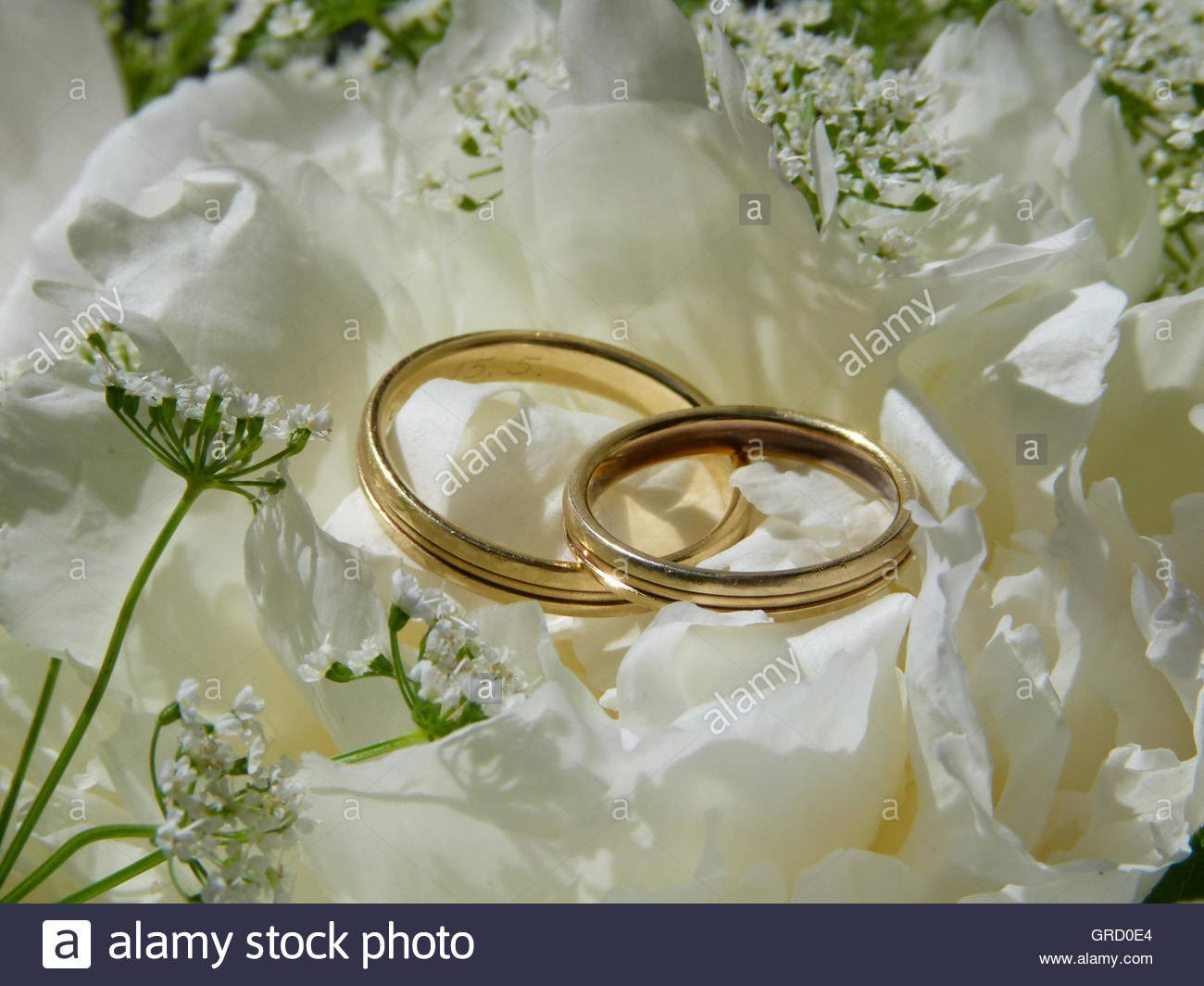 Goldene Hochzeit Symbole
 Goldene Hochzeit Stockfotos & Goldene Hochzeit Bilder Alamy