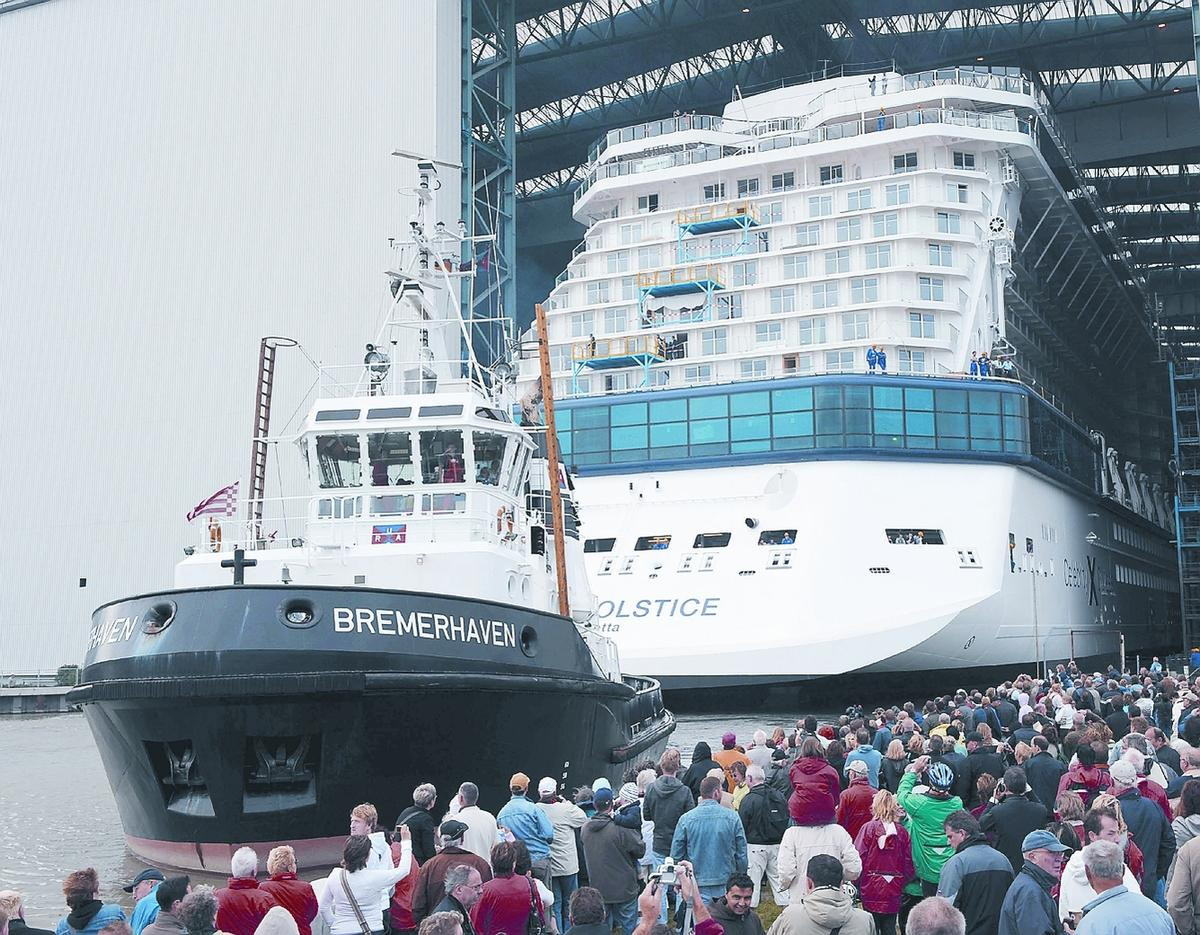 Größtes Schwimmbad Deutschland
 Größtes in Deutschland gebautes Kreuzfahrtschiff