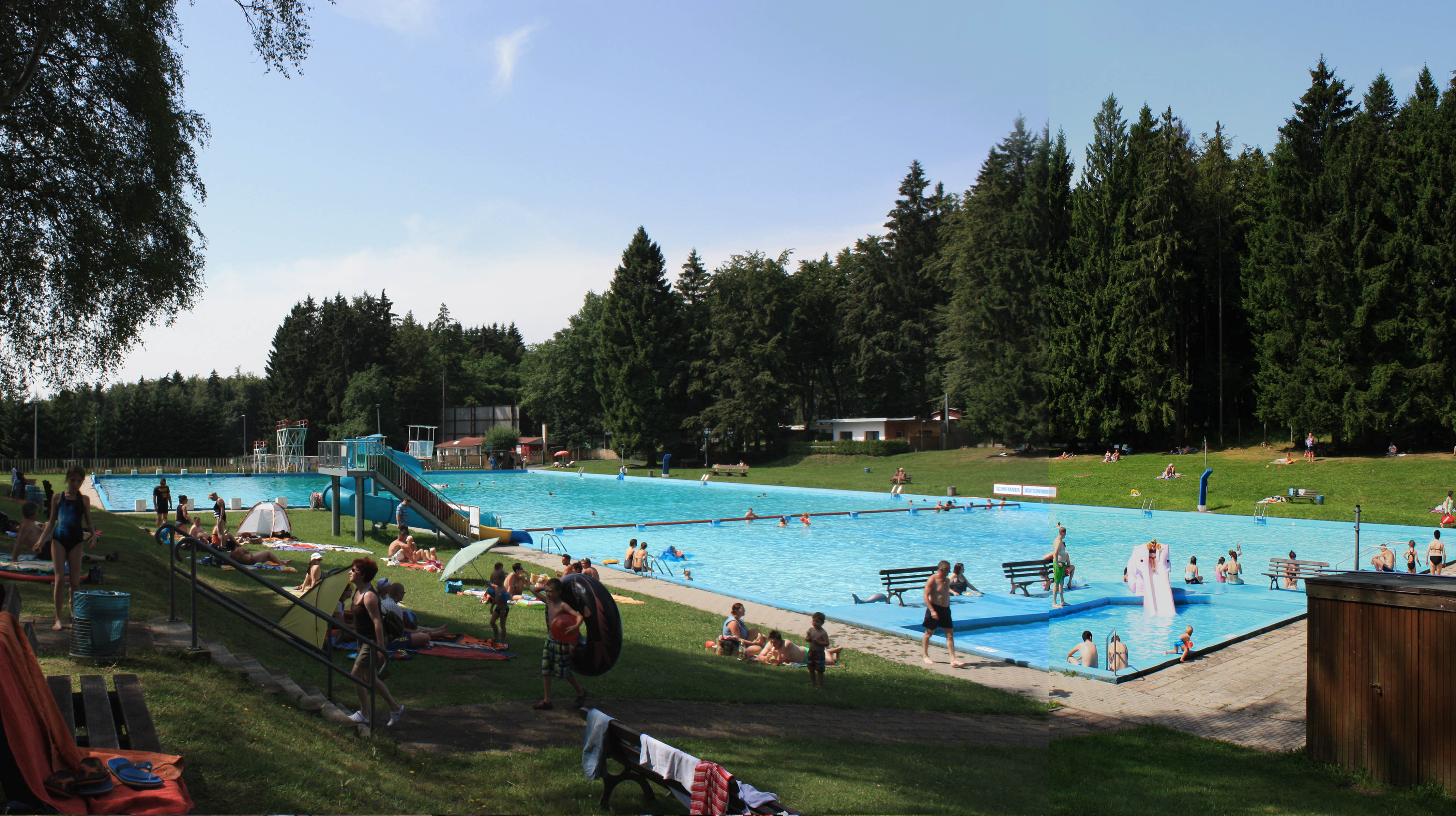 Größtes Schwimmbad Deutschland
 Freibad Großbreitenbach – größtes Freiflächenbad des Ilm