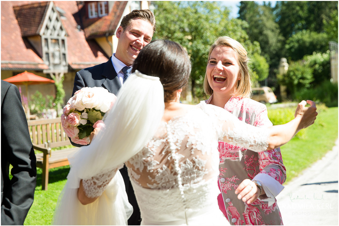 Gut Sonnenhausen Hochzeit
 Marina und Didi Heiraten in Glonn Feiern in Gut