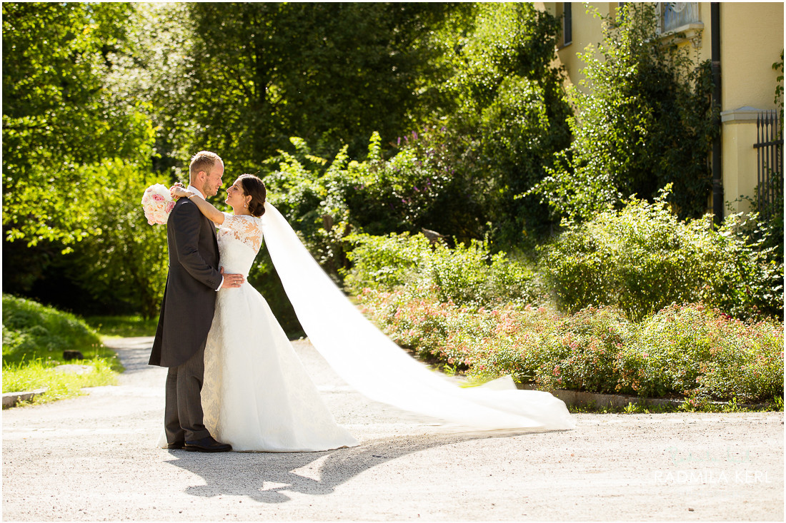 Gut Sonnenhausen Hochzeit
 Marina und Didi Heiraten in Glonn Feiern in Gut