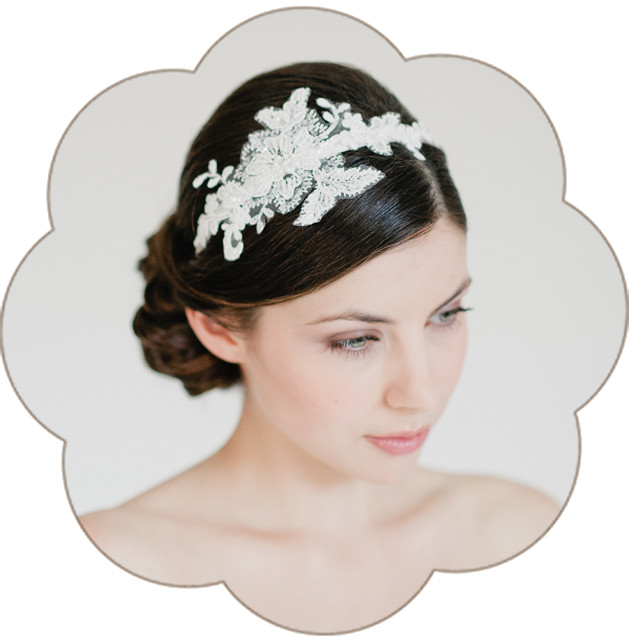 Haarreif Hochzeit
 VIVIENNE Haarreif Spitze SCHÖNMICH BRAUT HAARSCHMUCK