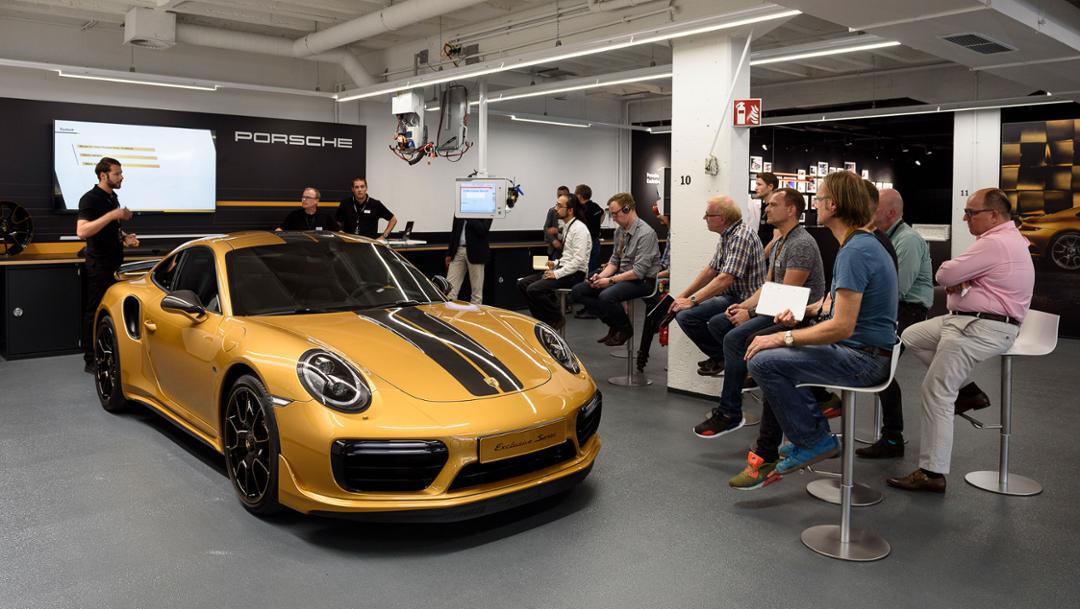 Handwerk Vom Feinsten
 Porsche Handwerk vom Feinsten