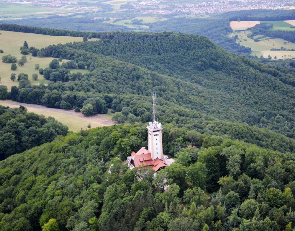 Haus 102 Ulm
 Folge 14 Vor 102 Jahren wurde 28 Meter hoher Turm gebaut