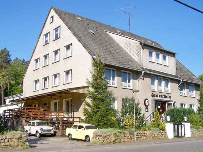 Haus Am Walde
 Außenanlage Gruppenhaus "Haus am Walde"