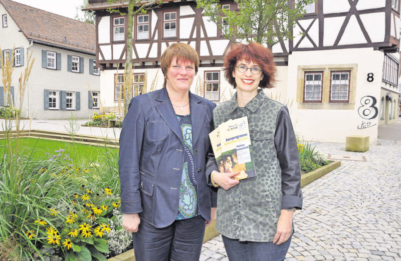 Haus Der Familie Sindelfingen
 Erste Vorboten des Jubiläumsjahres Kreiszeitung