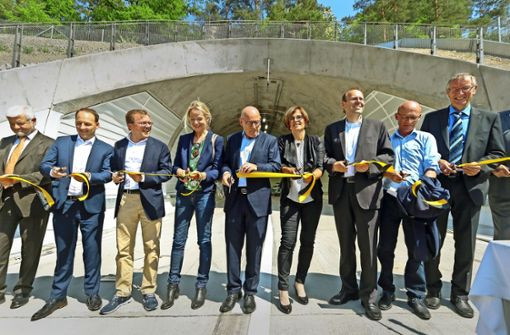 Haus Der Familie Sindelfingen
 Ortsumfahrung Sindelfingen Darmsheim Der erste Tag einer