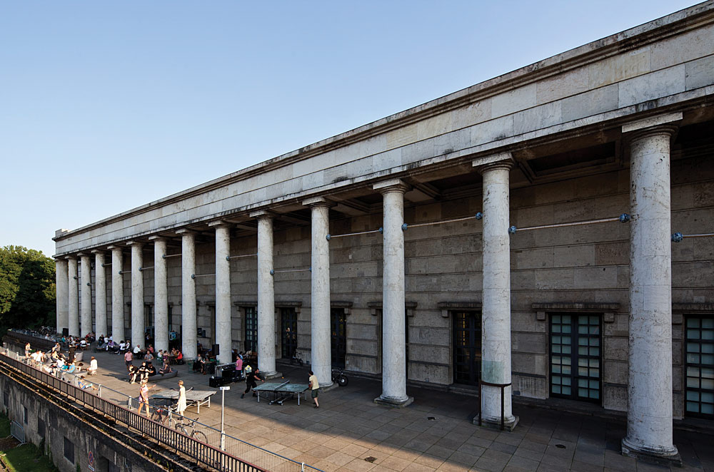 Haus Der Kunst München
 Дом искусства в Мюнхене Haus der Kunst