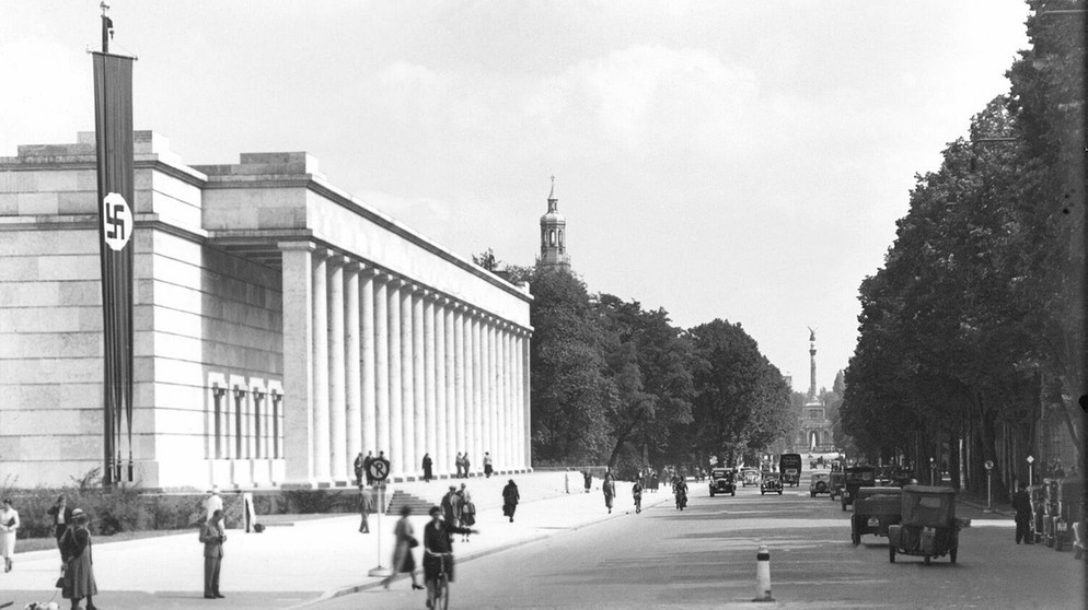 Haus Der Kunst München
 The Linosaurus Cläre Neuhaus Nissen printmaker