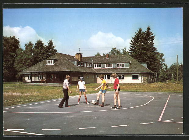 Haus Für Alle Waldbröl
 AK Waldbröl Fussballpartie am Haus Pempelfort Nr