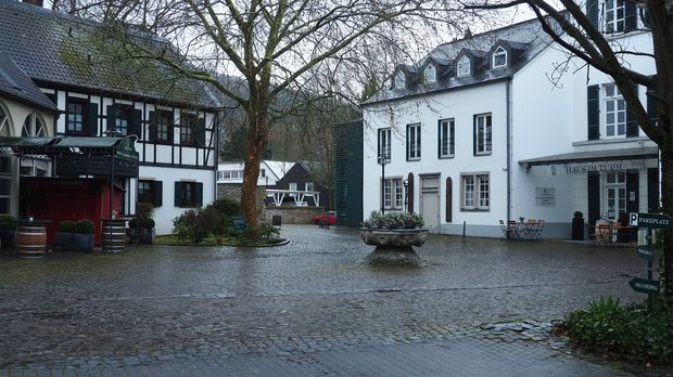 Haus Im Turm
 "Haus im Turm" in Bad Honnef