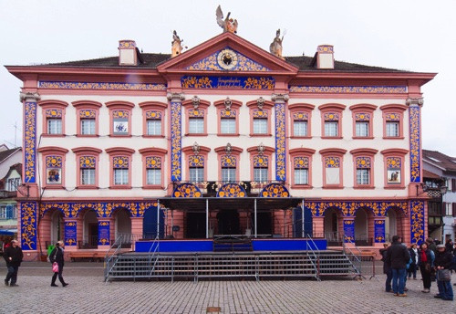 Haus Kaufen Gengenbach
 Fotos Gengenbach Rathaus größter AdventsKalender