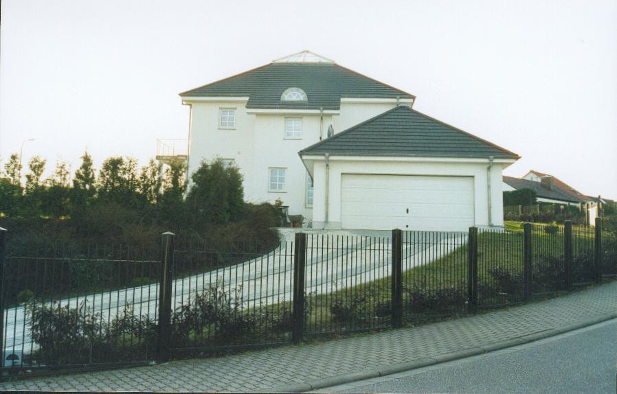 Haus Kaufen Saarbrücken
 Kaufangebote von Ullmann Immobilien GmbH in Saarbrücken