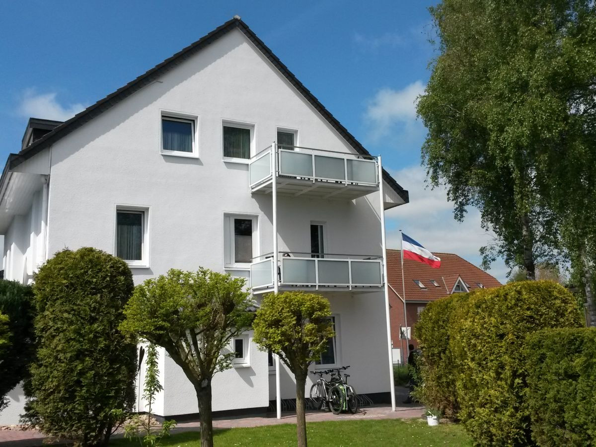 Haus Seeblick
 Ferienwohnung Leuchtturm mit Balkon Dahme Familie
