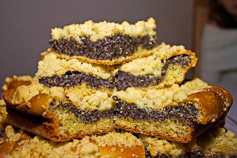 Hefeteig Kuchen
 Schlesischer Mohn Streusel Hefeteig Kuchen von