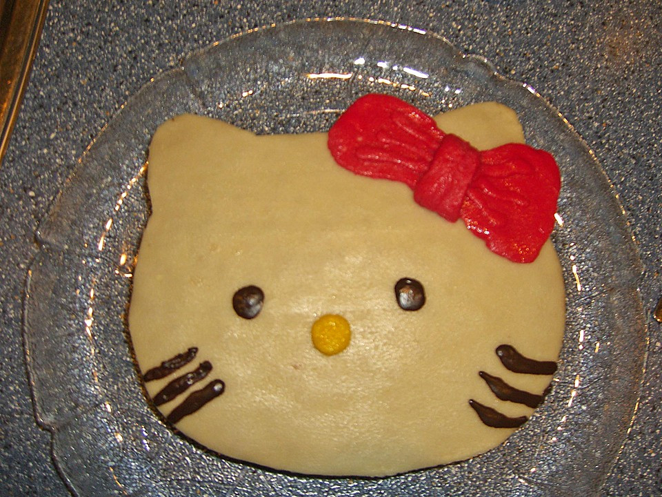 Hello Kitty Kuchen
 Zebra "Hello Kitty" Kuchen Rezept mit Bild von