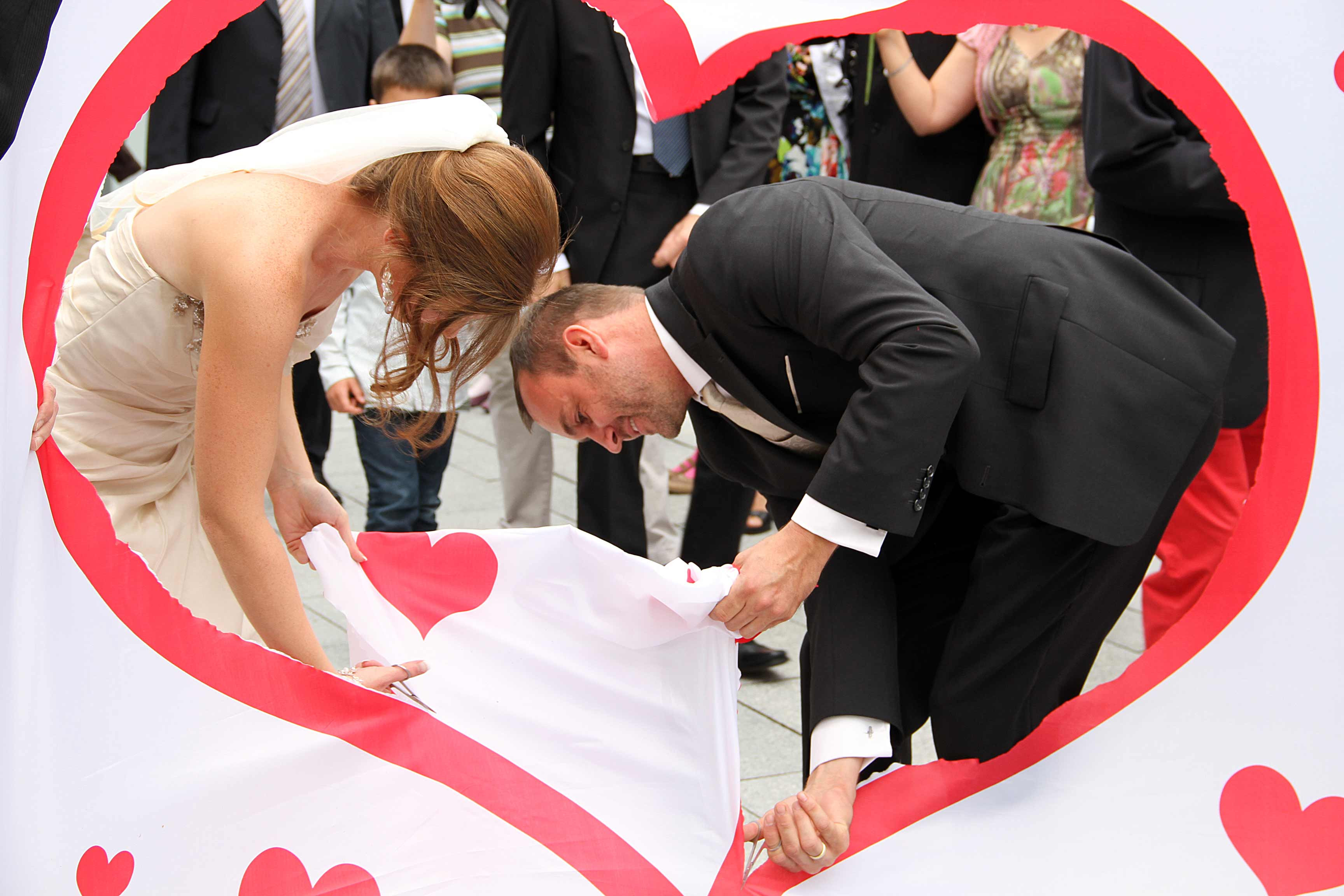 Herz Ausschneiden Hochzeit
 Hochzeitsherz zum Ausschneiden Hochzeitsportal24