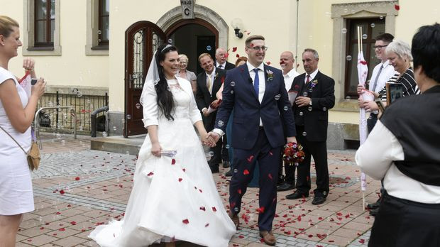 Hochzeit Auf Den Ersten Blick Staffel 3
 Hochzeit auf den ersten Blick Video Das wichtigste