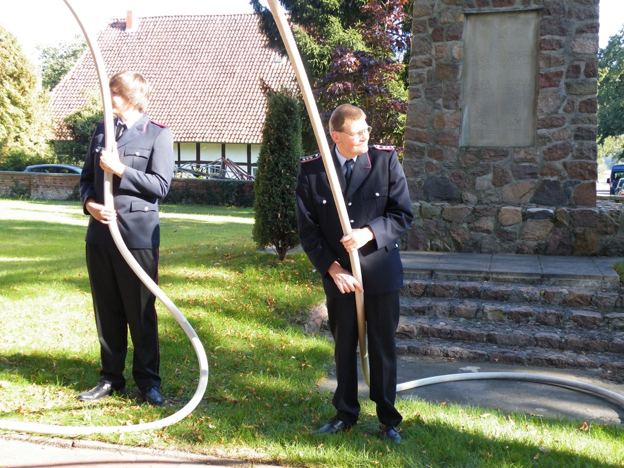 Hochzeit Duden
 Duden Rodenbostel und Ibsingen Feuerwehr steht für