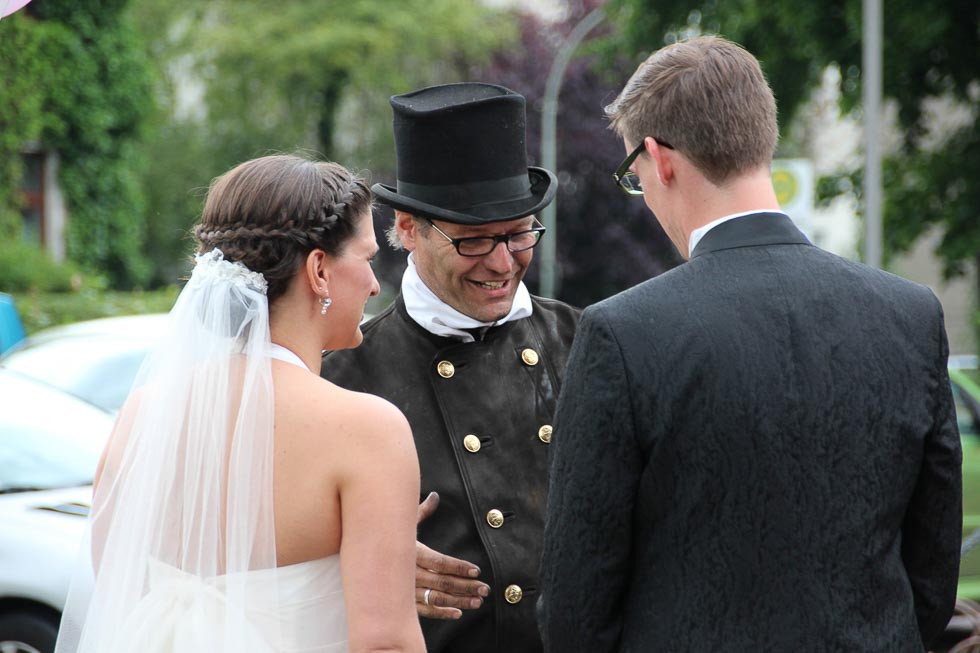 Hochzeit Duden
 Von Rosen inspiriert Hochzeit in Wilhelmshafen