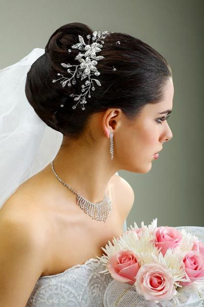 Hochzeit Frisuren Schleier
 Chignon mit Schleier Frisuren